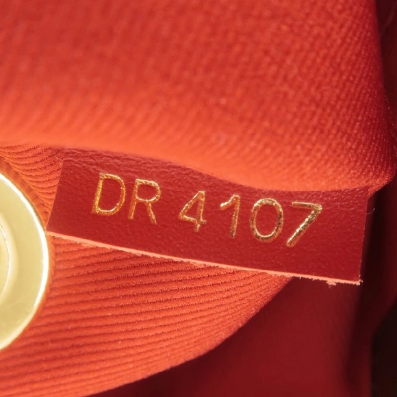 Auth NEW Louis Vuitton South bank damier - Picture 7 of 10